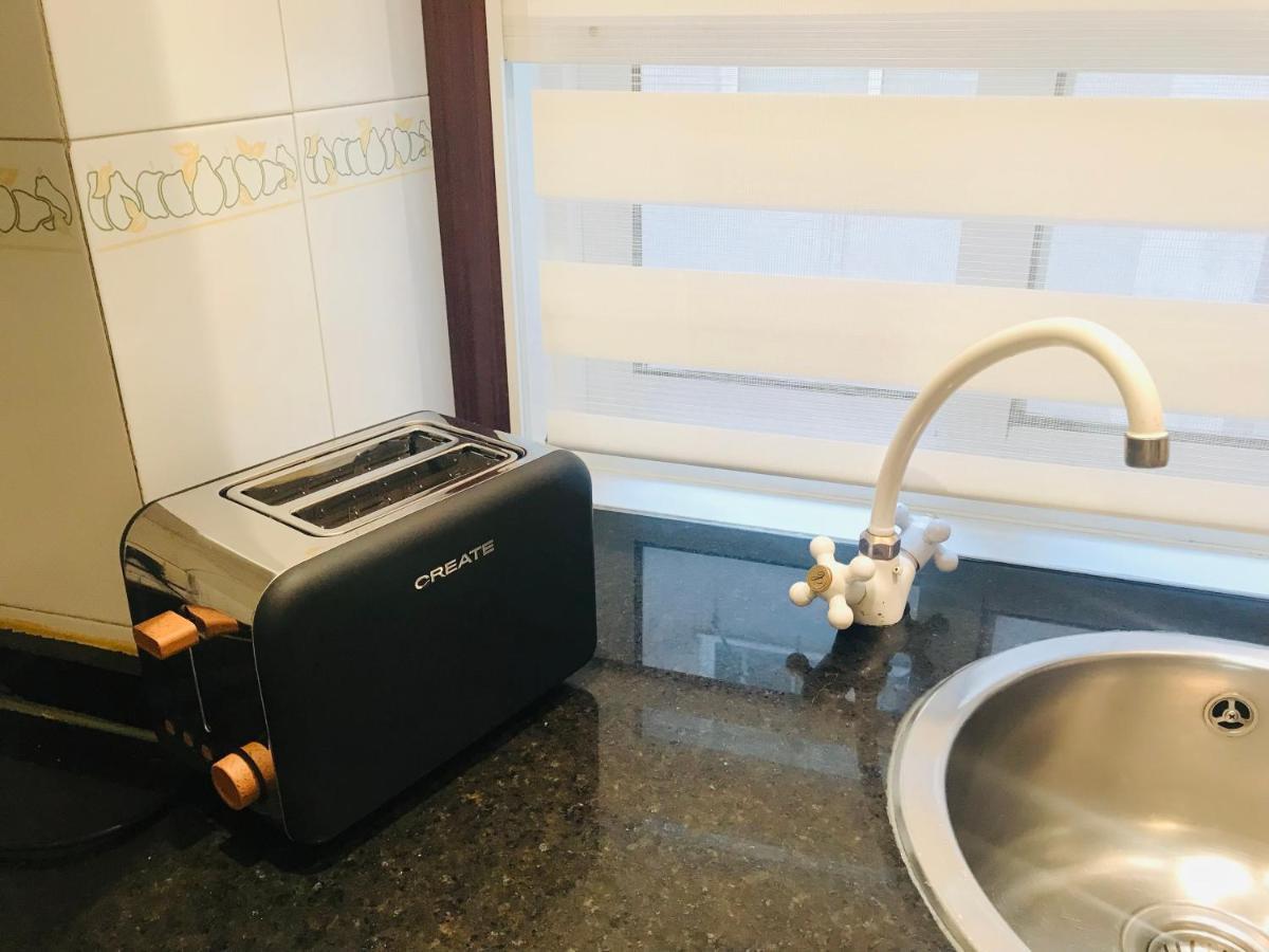 Apartamento centrico en Monforte de Lemos - NO WIFI - parking privado Exterior foto