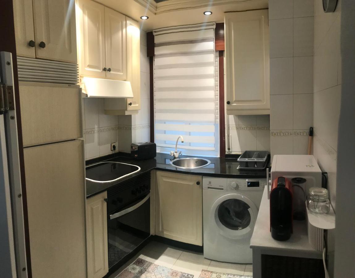 Apartamento centrico en Monforte de Lemos - NO WIFI - parking privado Exterior foto