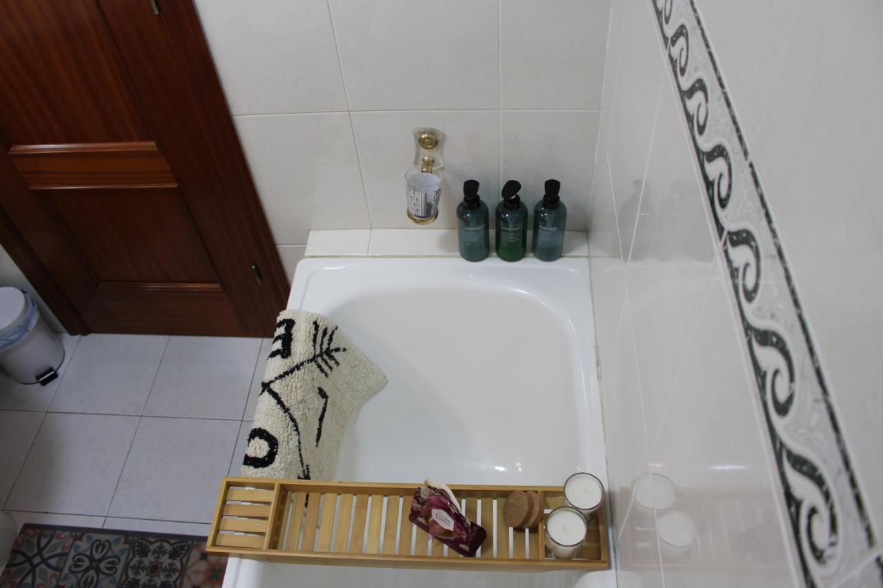 Apartamento centrico en Monforte de Lemos - NO WIFI - parking privado Exterior foto